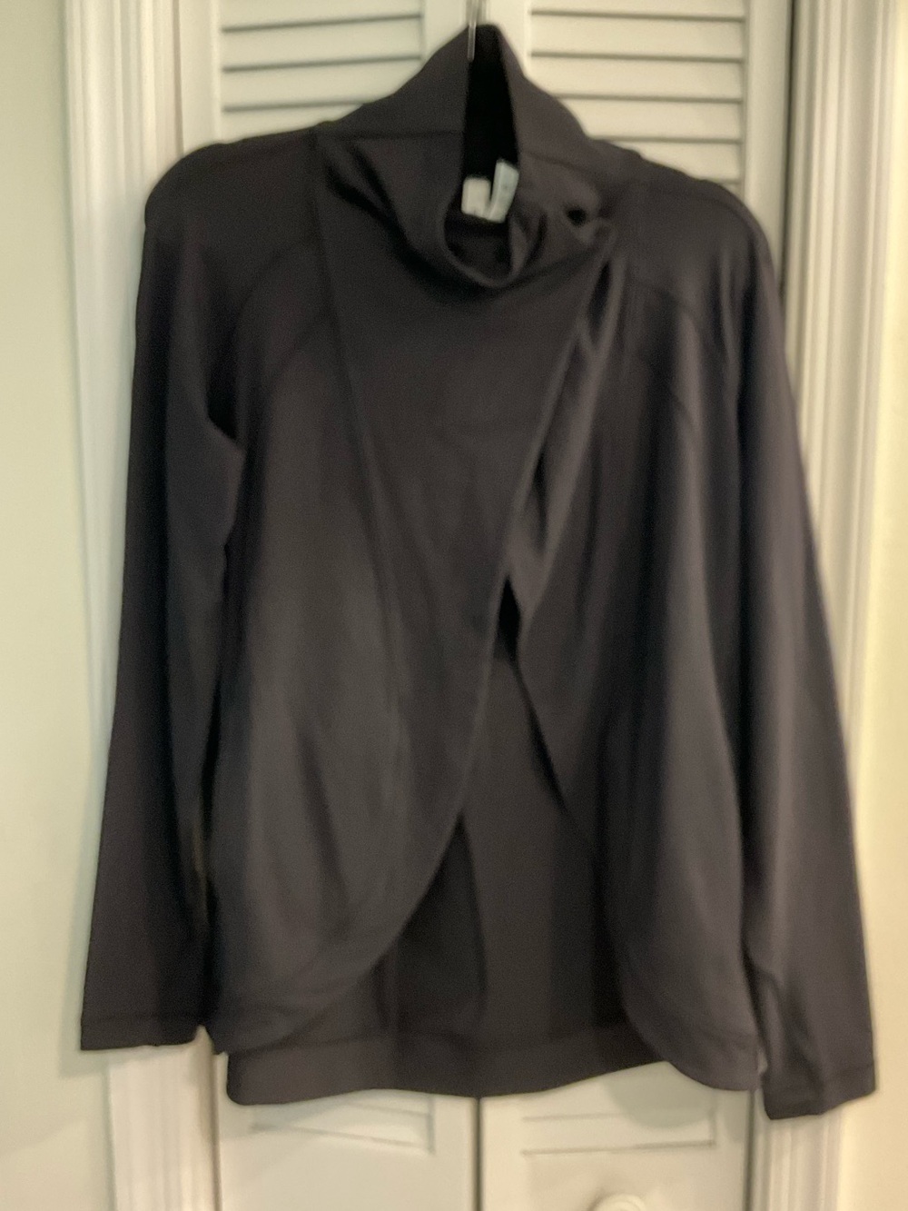 LULULEMON Athletica Black Cowl Neck Long Sleeve Open Sweatshirt/Jacket Size 6
